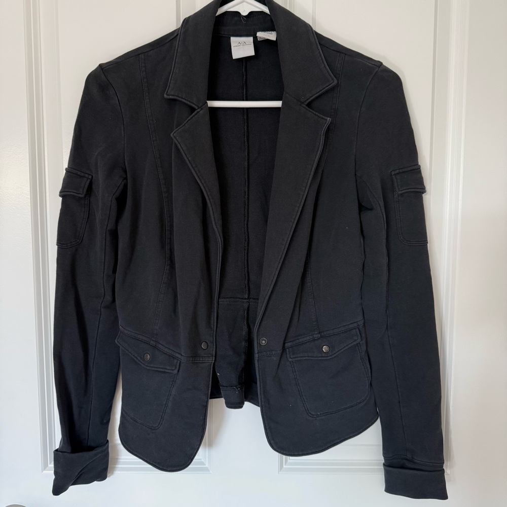 Armani Exchange fitted cotton blazer - sleek and sophisticated